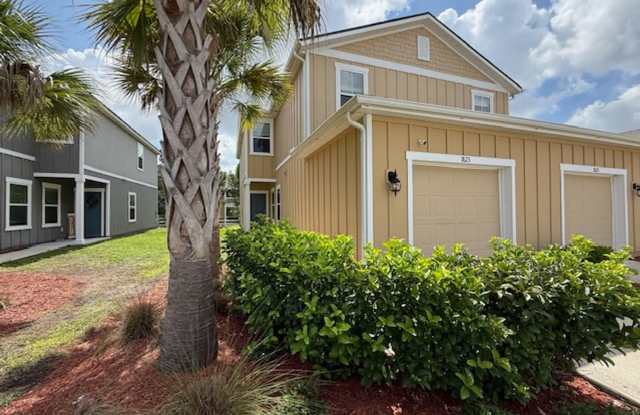 Beautiful End-Unit Townhome for Rent in BayPointe North! photos photos