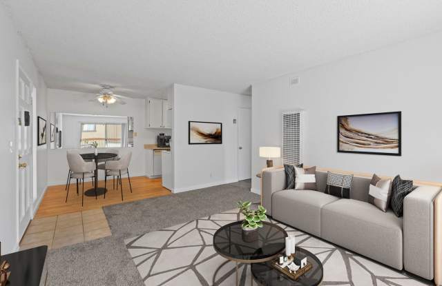 Charming 1 bedroom, 1 bathroom condo nestled in El Sobrante, includes water, garbage, and parking! - 5317 Ridgeview Circle, El Sobrante, CA 94803