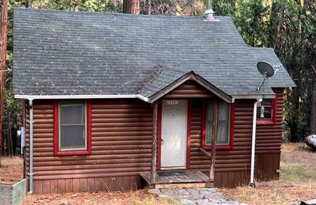 Twain Harte Cabin in the Woods photos photos