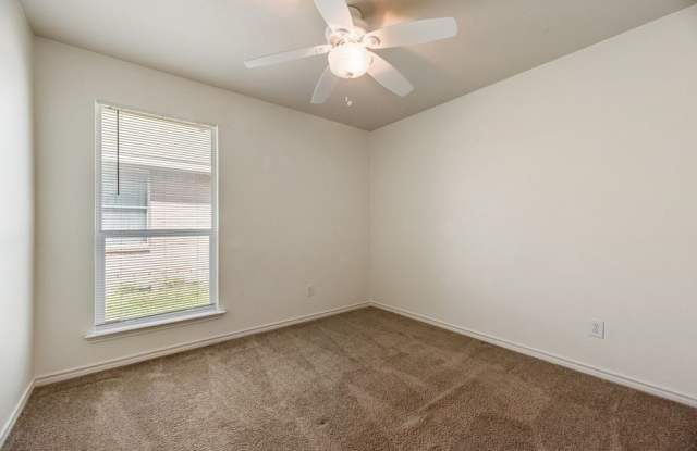 2200 Fieldcrest Drive Gallery 4