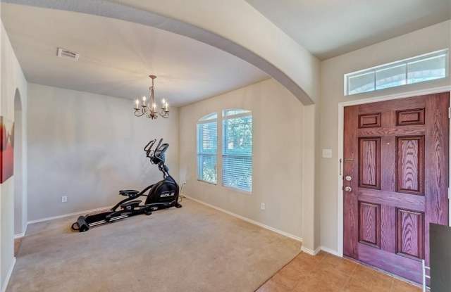 5000 Del Rey Circle Gallery 4