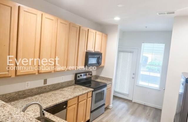 42536 Mayflower Terrace Gallery 3