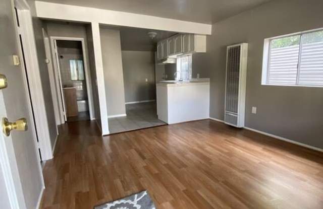 2734 W 15th St - 2734 West 15th Street, Los Angeles, CA 90006