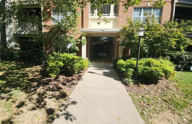 105 Timberbrook Ln Apt 102 - 105 Timberbrook Lane, Gaithersburg, MD 20878