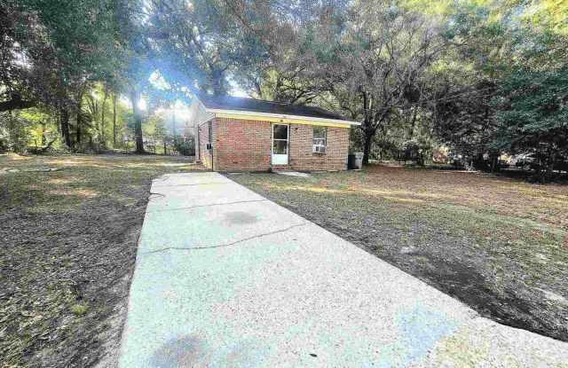 1731 Knight Dr photos photos