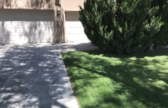 5214 St. Andrews - 5214 Saint Andrew's Drive, Farmington, NM 87402