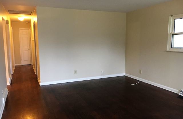 1163 Oakland Park Ave. Gallery 2