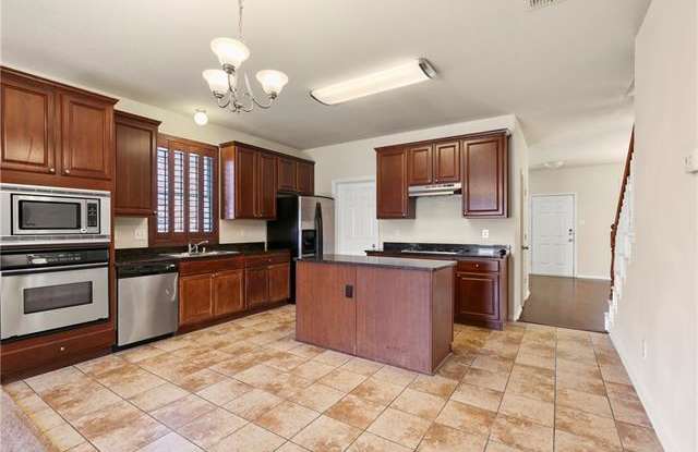 11570 La Grange Drive Gallery 3