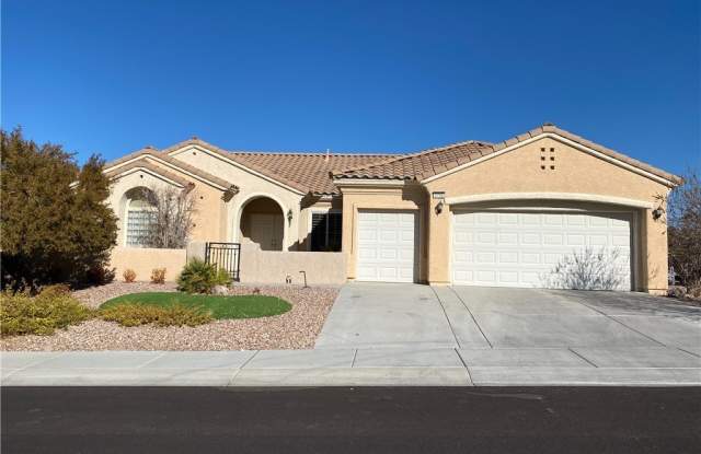 2768 CHERRYDALE FALLS Drive - 2768 Cherrydale Falls Drive, Henderson, NV 89052