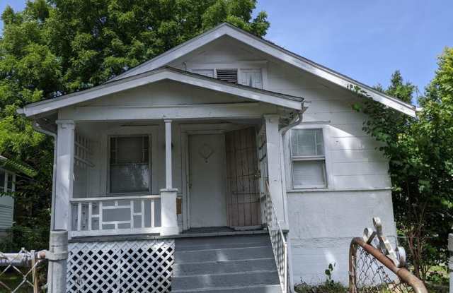 4822 Agnes Avenue - 4822 Agnes Avenue, Kansas City, MO 64130