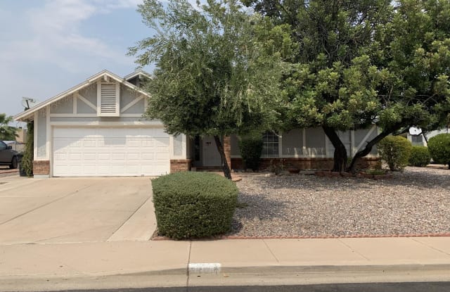 3944 E GROVE Avenue - 3944 East Grove Avenue, Mesa, AZ 85206