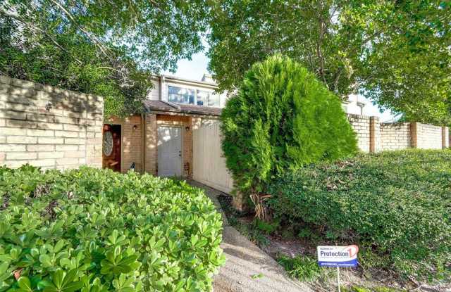 710 Country Place Drive Gallery 2