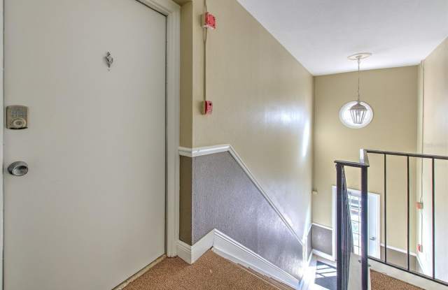 13828 ORANGE SUNSET Drive Gallery 3