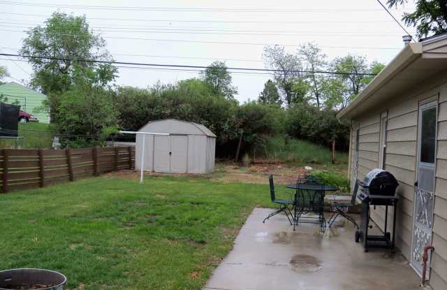 428 E. Idaho Gallery 2