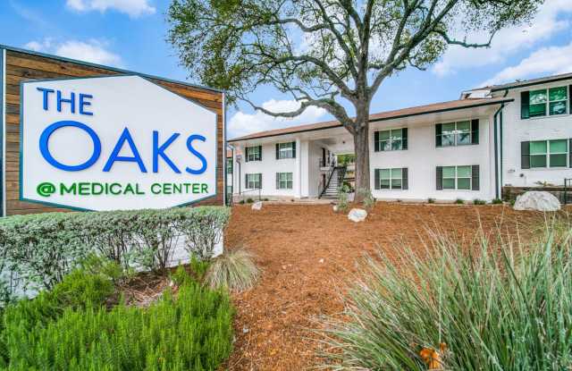 Oaks at Medical Center photos photos
