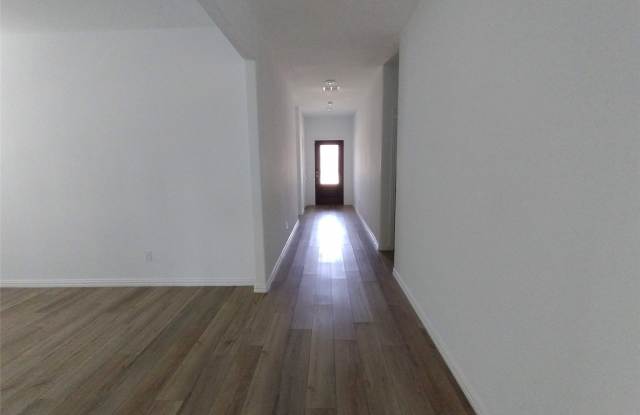 1103 Mahogany Lane Gallery 3