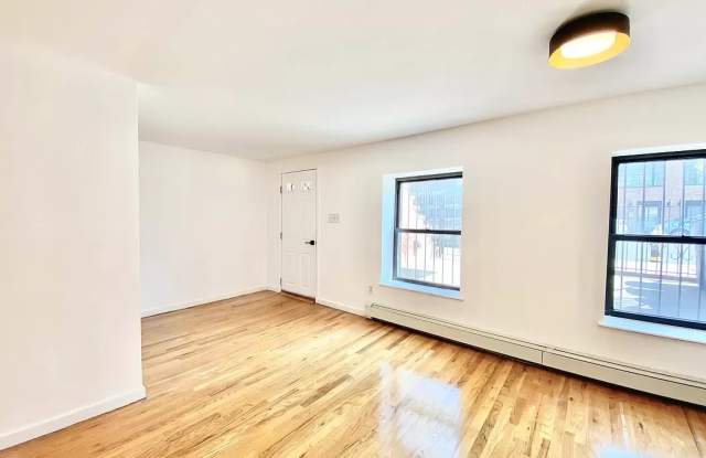 516 Sterling Pl Gallery 2