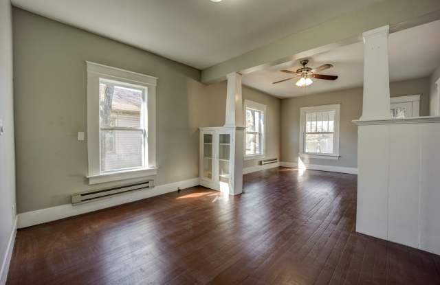 Freshly Updated 3 Bedroom Home Gallery 3