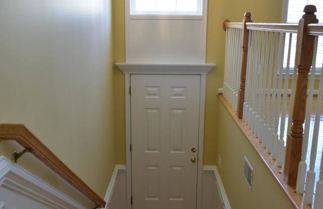 8939 PURPLE LILAC CIRCLE Gallery 2