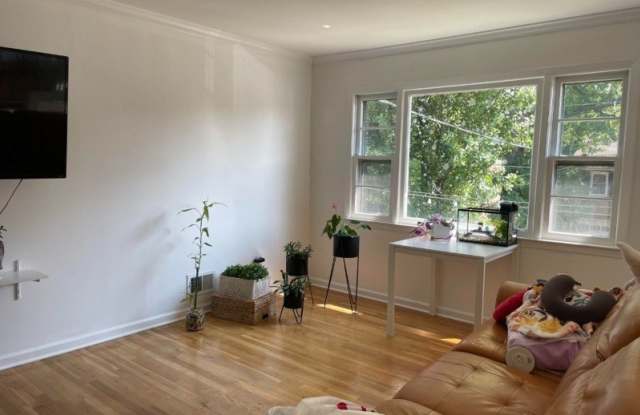 407 Morris Pl Gallery 2