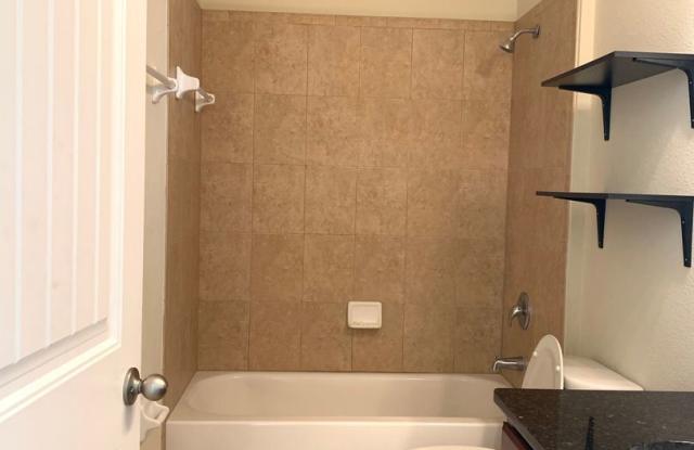 13839 Bridgewater Crossing Blvd. Gallery 4
