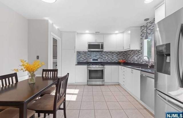 38 Berwyn Place photos photos