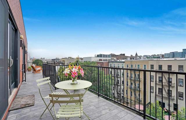 720 GRAND ST - 720 Grand Street, Hoboken, NJ 07030