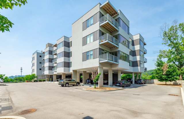 411 Fairpoint Street photos photos