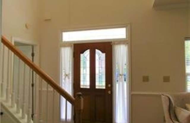 707 Pine Forest Road Gallery 3