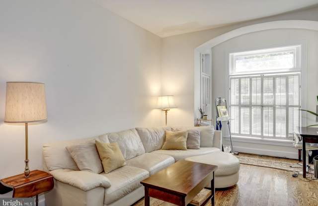 1741 Q STREET NW Gallery 3