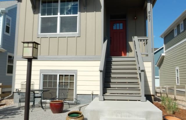 607 Hoyt Lane - 607 Hoyt Ln, Lafayette, CO 80026