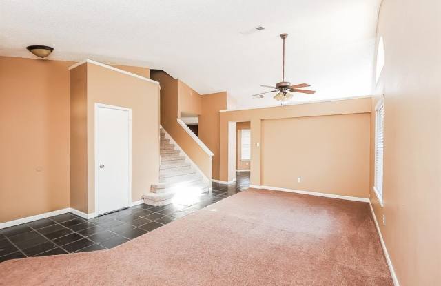 2212 Thistlewood Court Gallery 2