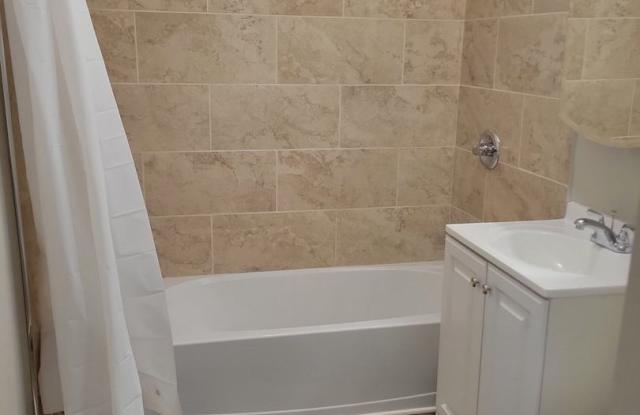 2302 Griffiths - 3 Bedroom house. Section 8 Welcome Gallery 4