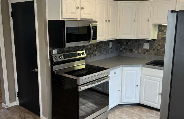 1122 Sharon Avenue photos photos