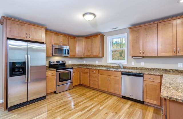 192 Neponset Gallery 3
