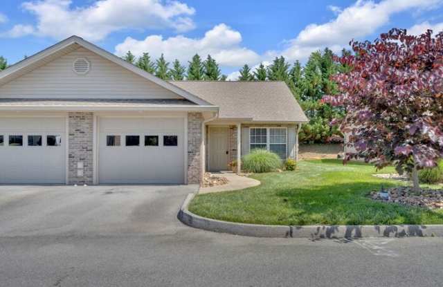 2105 Suncrest Village Lane Gallery 4