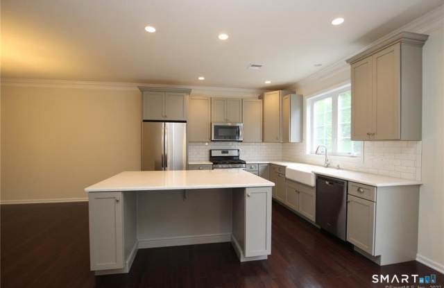 10 Moorland Drive Gallery 2