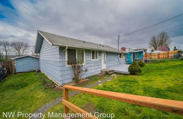 201 Bridge Way - 201 Bridge Way, Everett, WA 98201