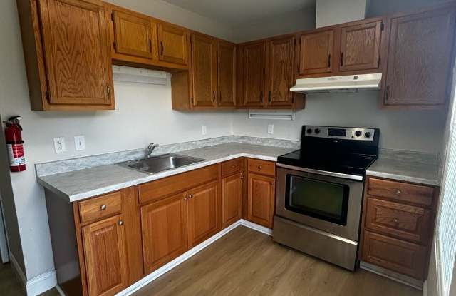 124 Worthington Drive - A Gallery 2