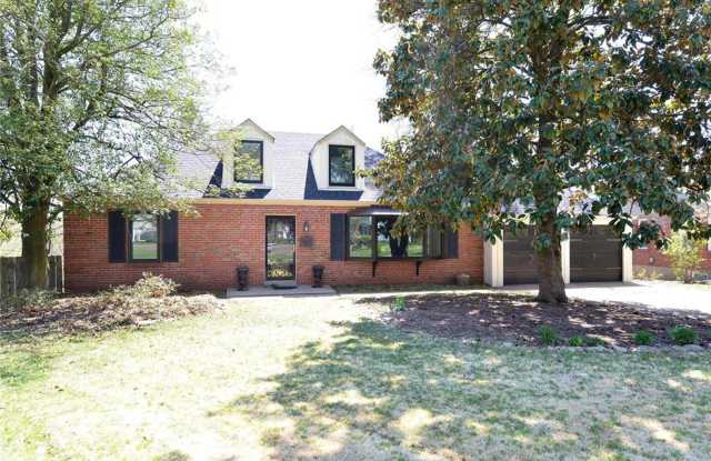 4 GIRARD | WEBSTER GROVES 63119 photos photos