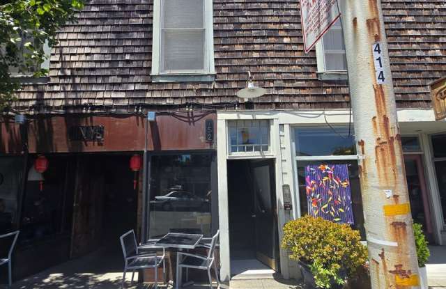 W. Richmond Avenue -- 228 photos photos