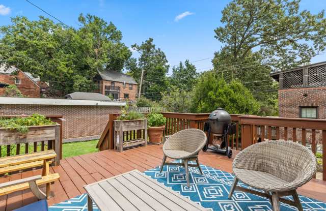 Elegant 4BR Home in University City | Spacious Layout & Prime Location Gallery 4