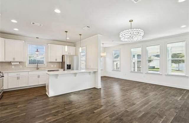 1125 RIVER CHASE Drive Gallery 4