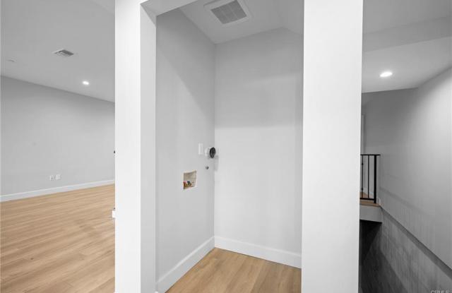 357 Harvey Drive - 357 Harvey Drive, Glendale, CA 91206