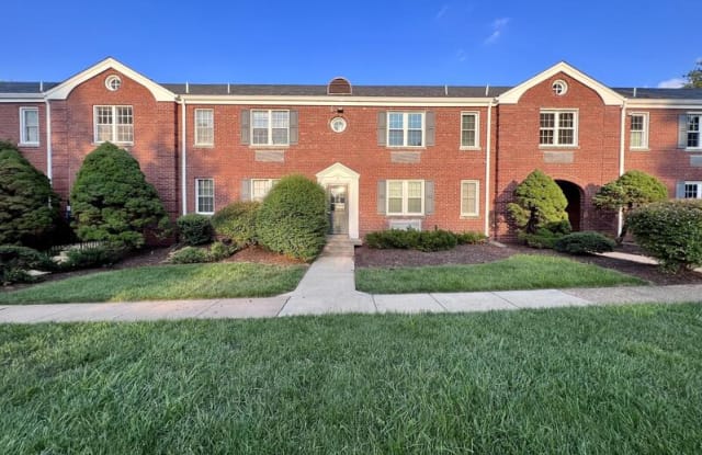 9 Auburn Court - 9 Auburn Court, Alexandria, VA 22305