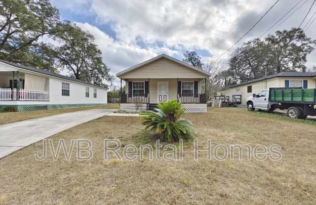 1205 East St photos photos