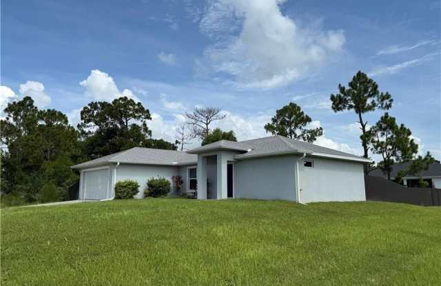 3000 8th Street W Gallery 2