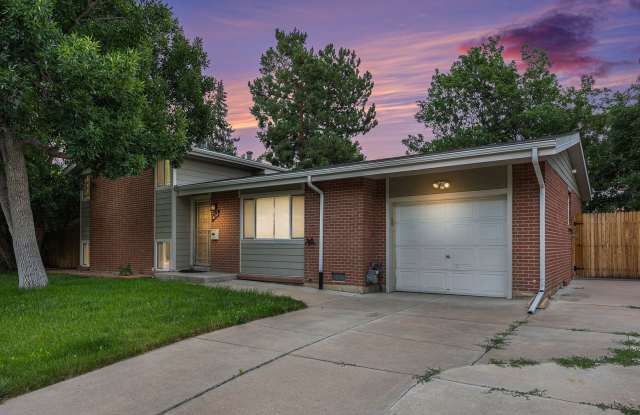 Charming 3-Bedroom Home – Perfect for Comfort  Entertaining! photos photos
