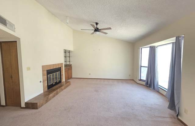 222 canyon terrace Drive Gallery 4