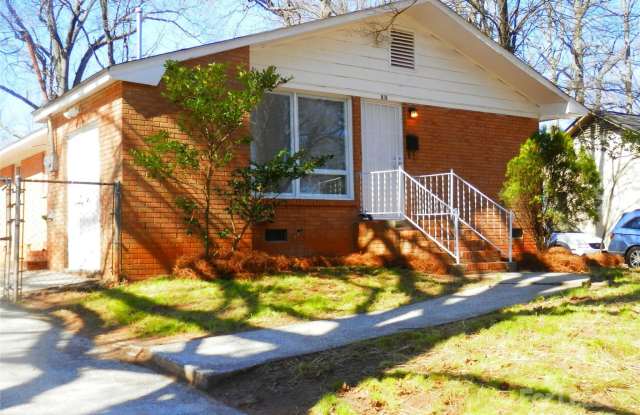 815 ECHO GLEN Road - 815 Echo Glen Road, Charlotte, NC 28213